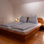 Tanjas Gemuetliches Haus Am Mondsee Holiday home Innerschwand