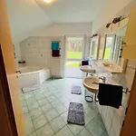 Tanjas Gemuetliches Haus Am Mondsee Holiday home *
