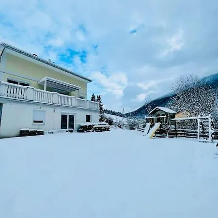 Tanjas Gemütliches Haus Am Mondsee Ferienhaus *