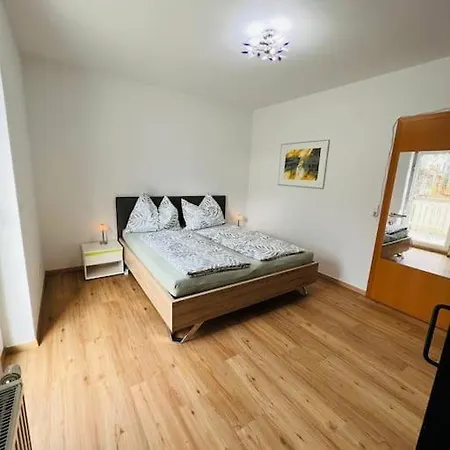 Tanjas Gemütliches Haus Am Mondsee Ferienhaus *